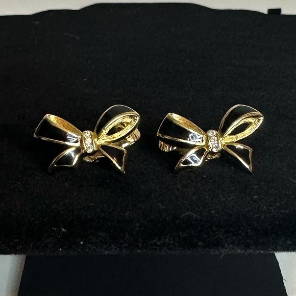 Christian Dior Clip On Earrings - Picture 8 of 13
